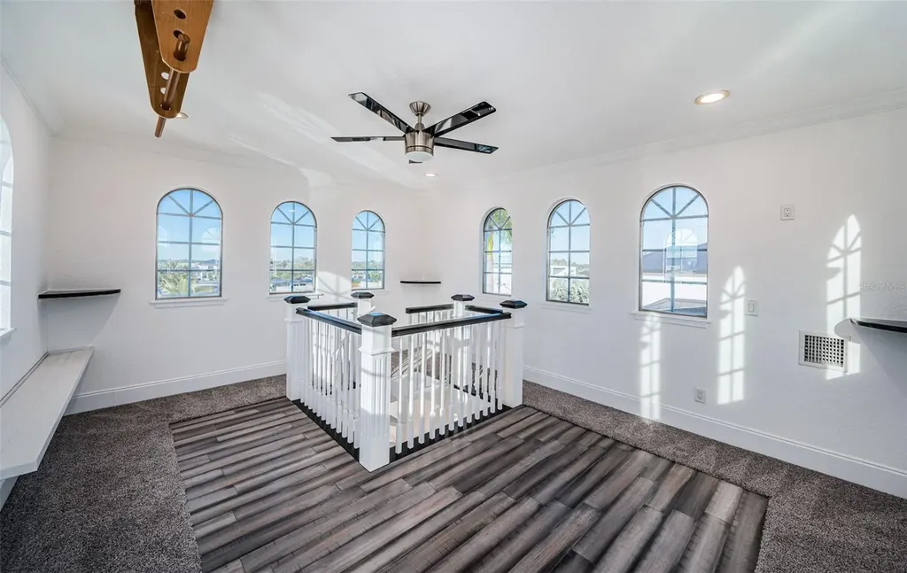 7942 3rd Avenue S St Petersburg FL 33707