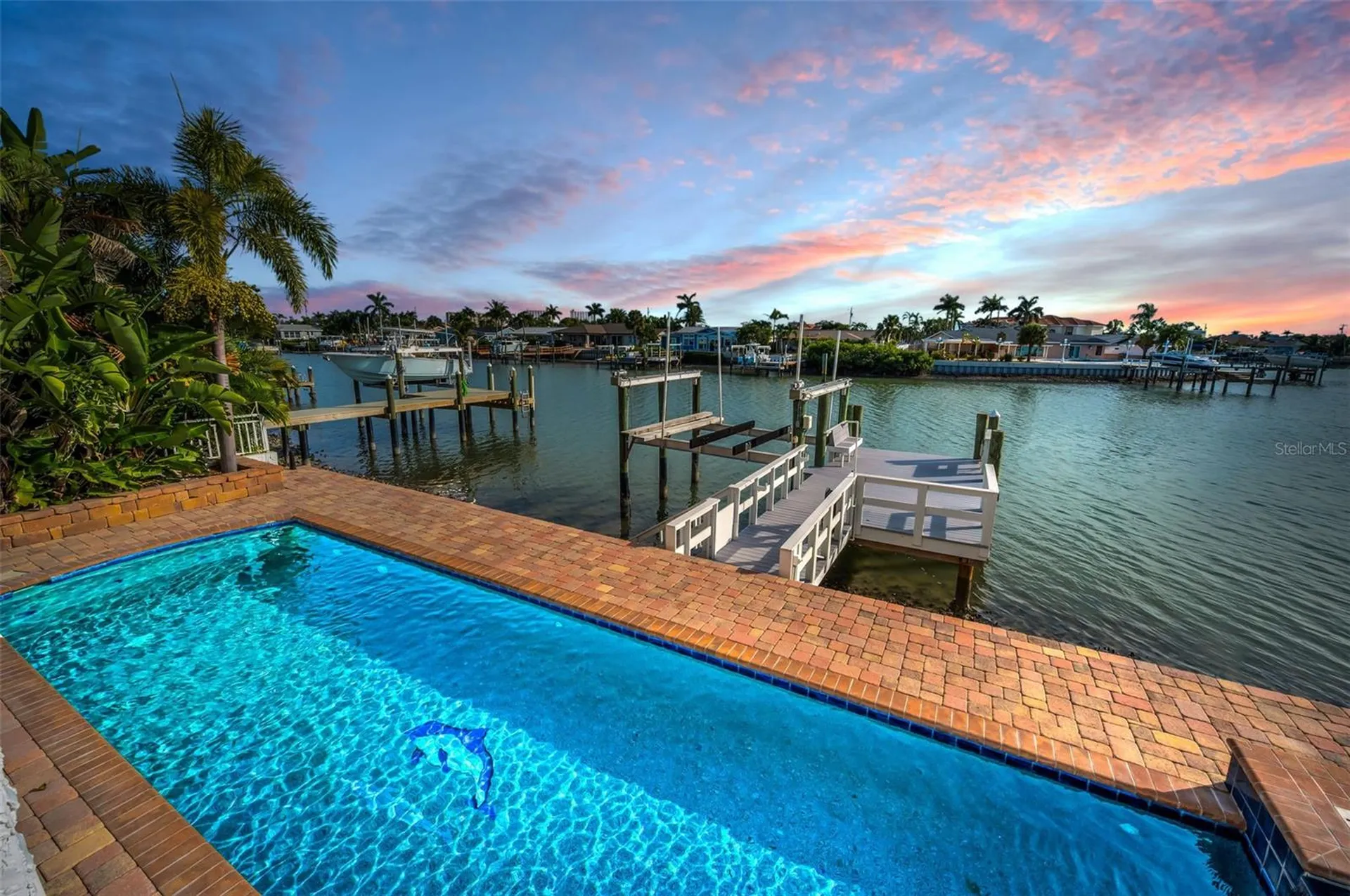 7942 3rd Avenue S St Petersburg FL 33707