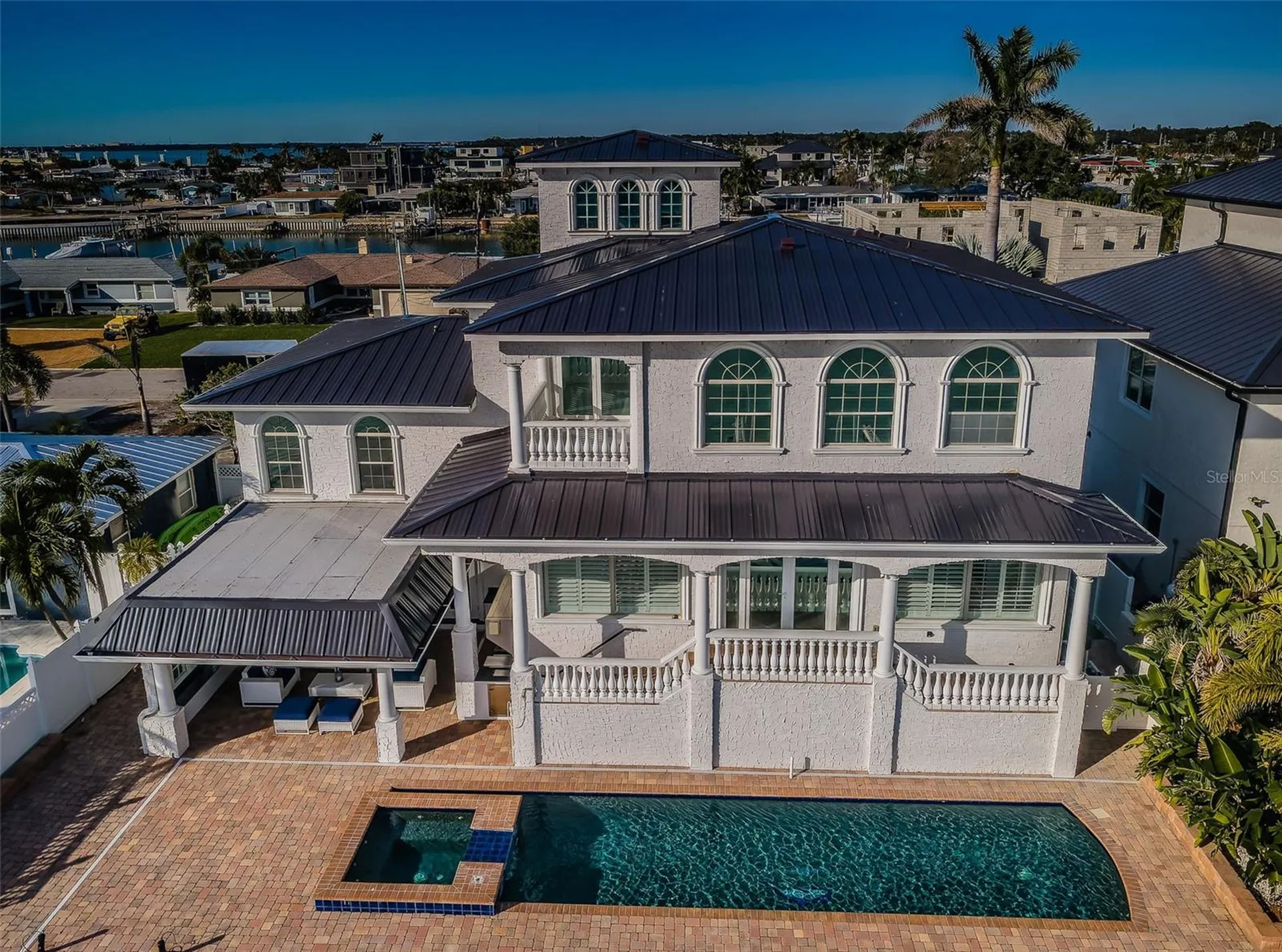 7942 3rd Avenue S St Petersburg FL 33707