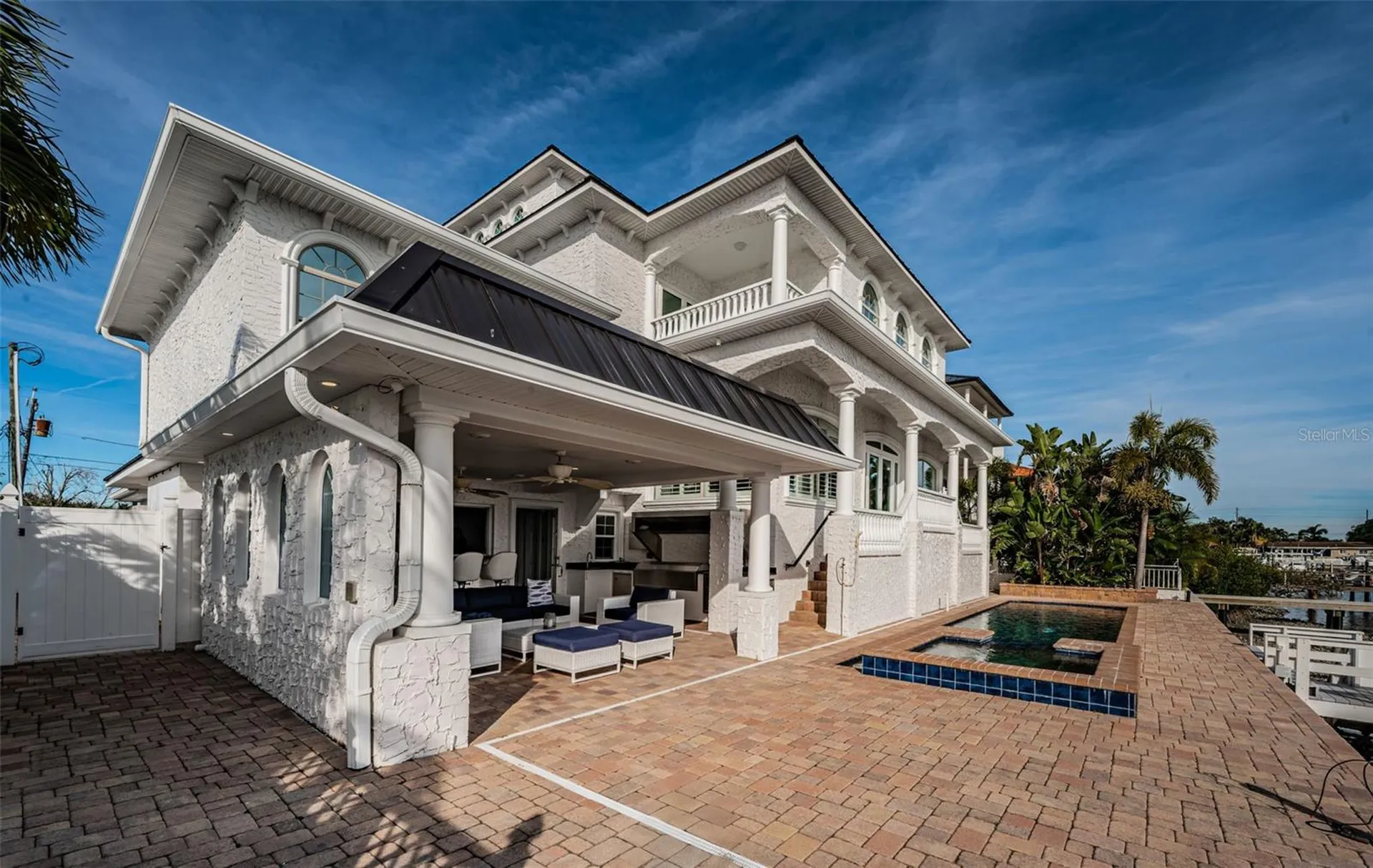 7942 3rd Avenue S St Petersburg FL 33707