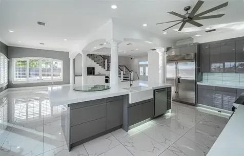 7942 3rd Avenue S St Petersburg FL 33707
