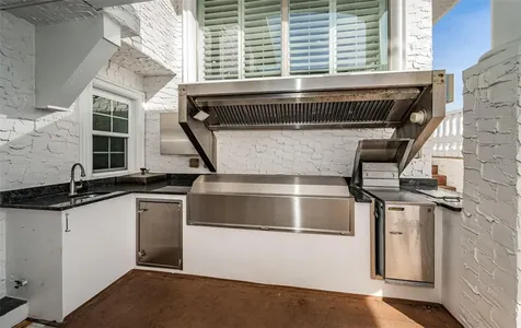 7942 3rd Avenue S St Petersburg FL 33707