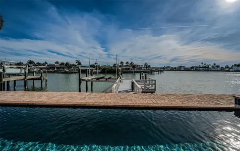 7942 3rd Avenue S St Petersburg FL 33707