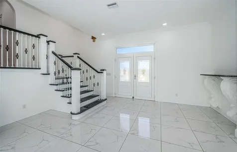 7942 3rd Avenue S St Petersburg FL 33707