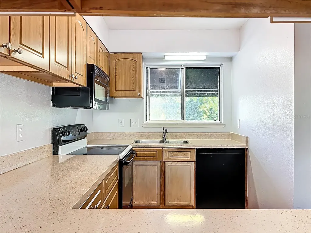 4117 S Semoran Boulevard Orlando FL 32822