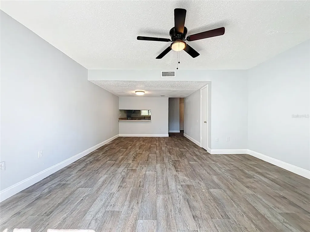 4117 S Semoran Boulevard Orlando FL 32822