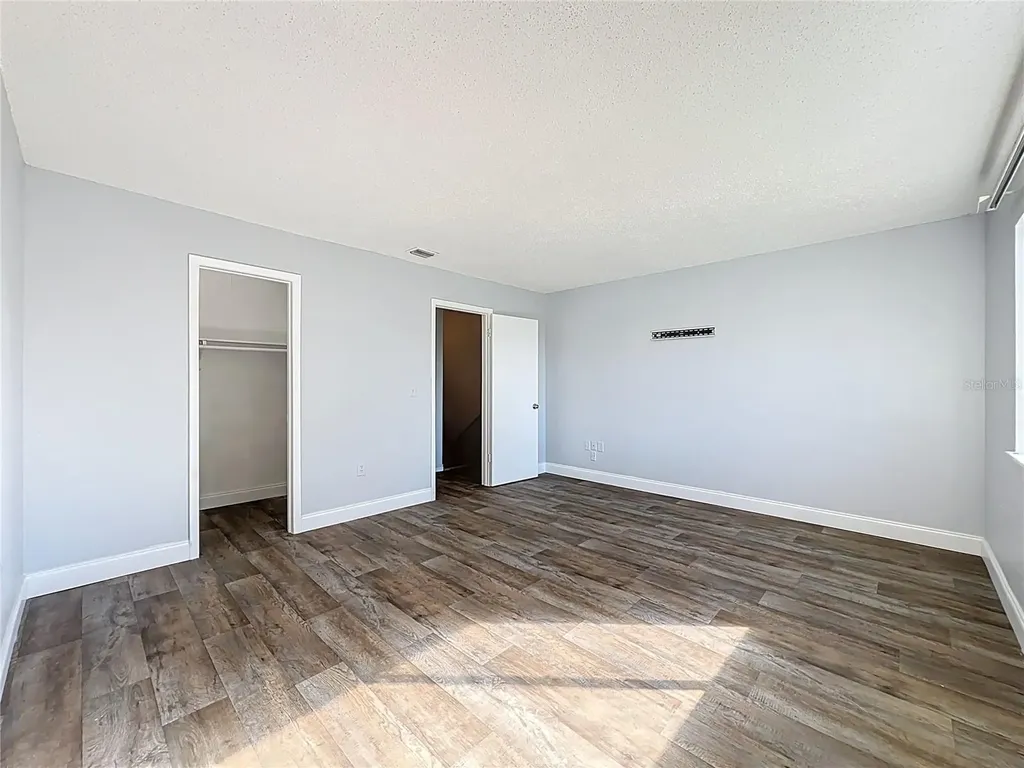 4117 S Semoran Boulevard Orlando FL 32822