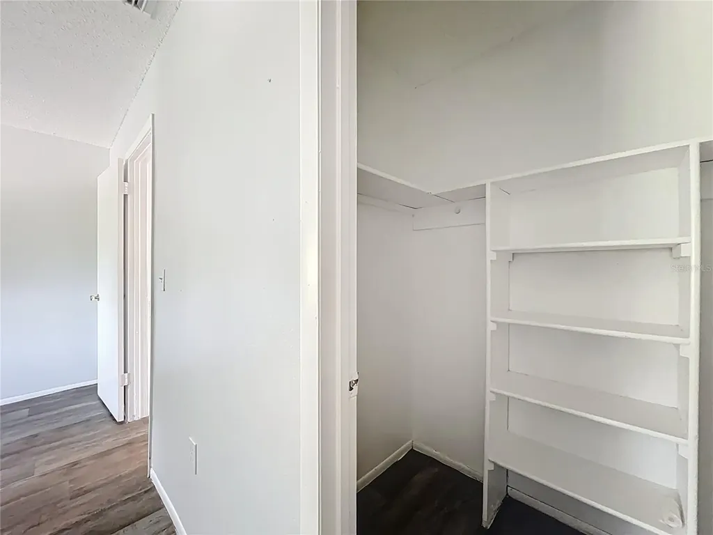 4117 S Semoran Boulevard Orlando FL 32822