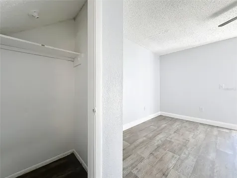 4117 S Semoran Boulevard Orlando FL 32822