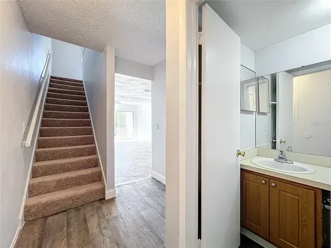 4117 S Semoran Boulevard Orlando FL 32822