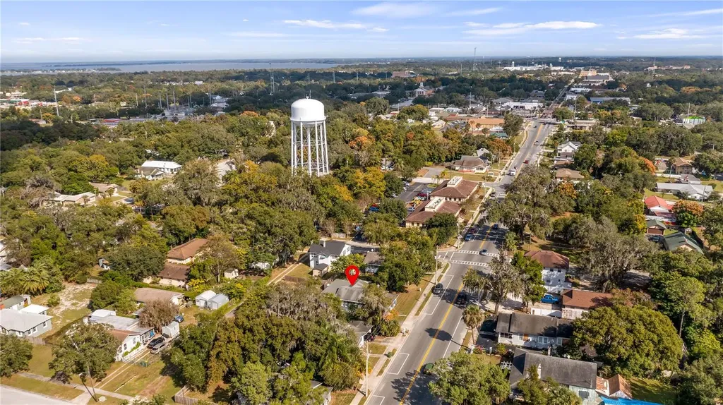 1704 W Main Street Leesburg FL 34748