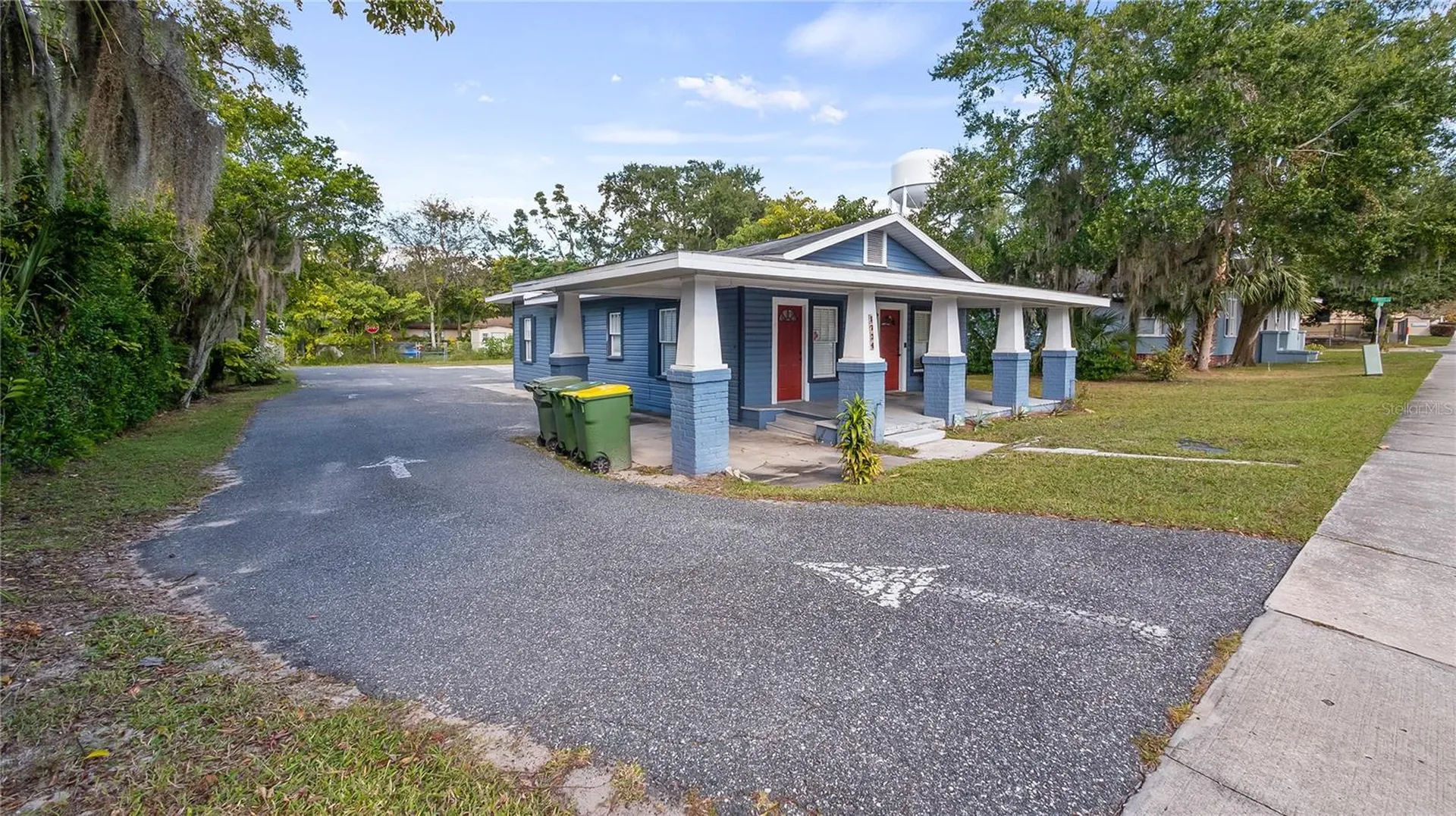 1704 W Main Street Leesburg FL 34748