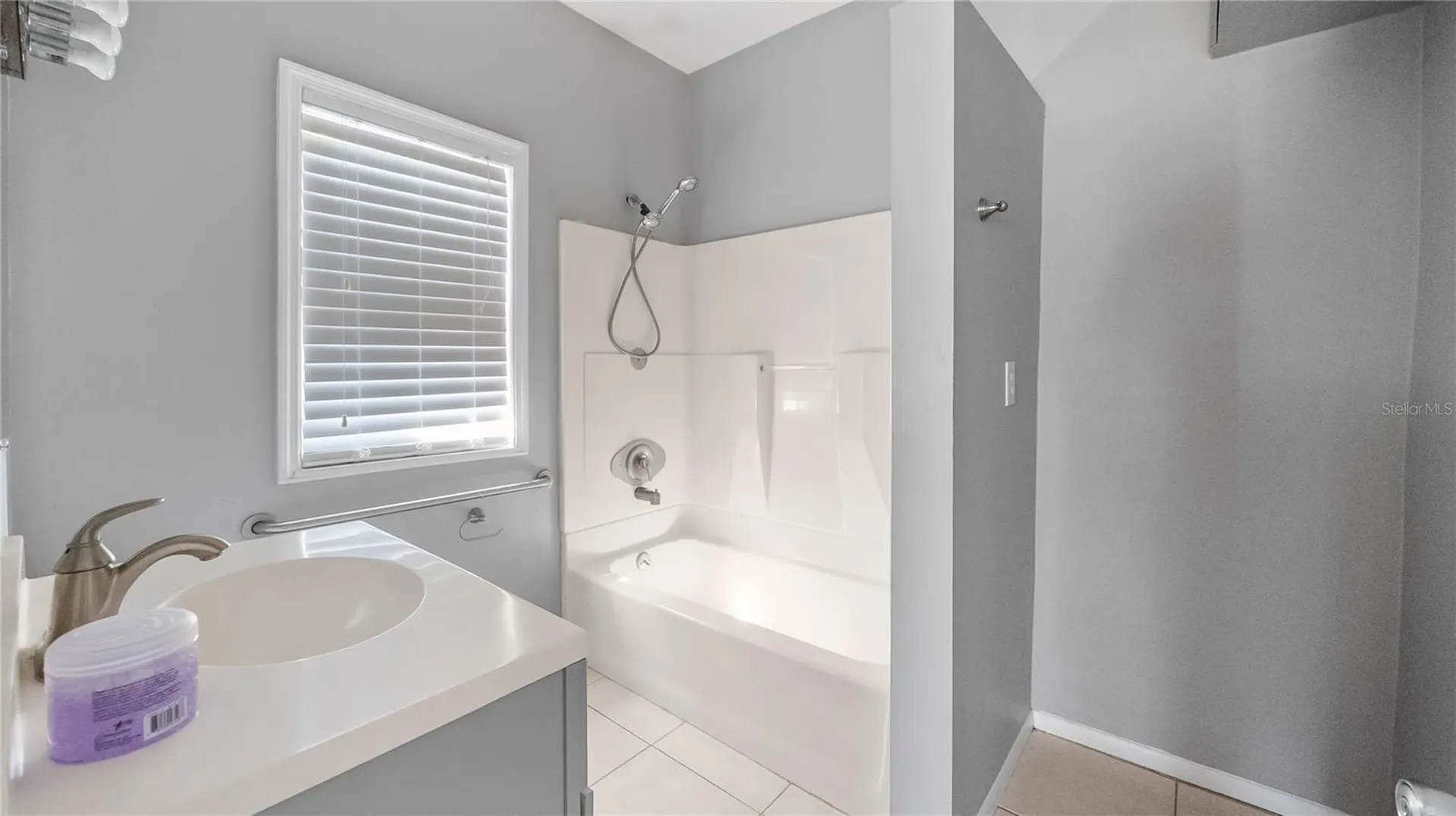 1704 W Main Street Leesburg FL 34748