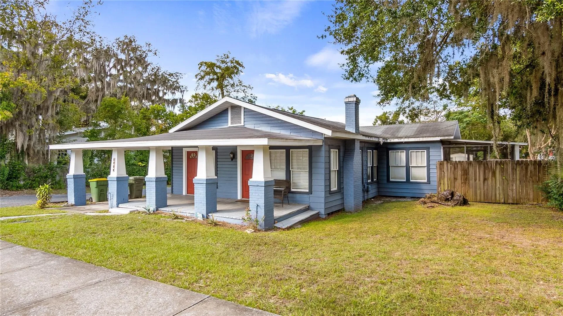 1704 W Main Street Leesburg FL 34748