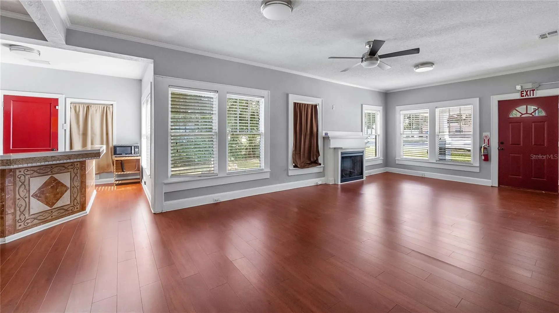 1704 W Main Street Leesburg FL 34748