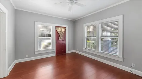 1704 W Main Street Leesburg FL 34748