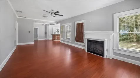 1704 W Main Street Leesburg FL 34748