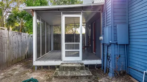 1704 W Main Street Leesburg FL 34748
