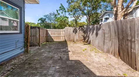 1704 W Main Street Leesburg FL 34748