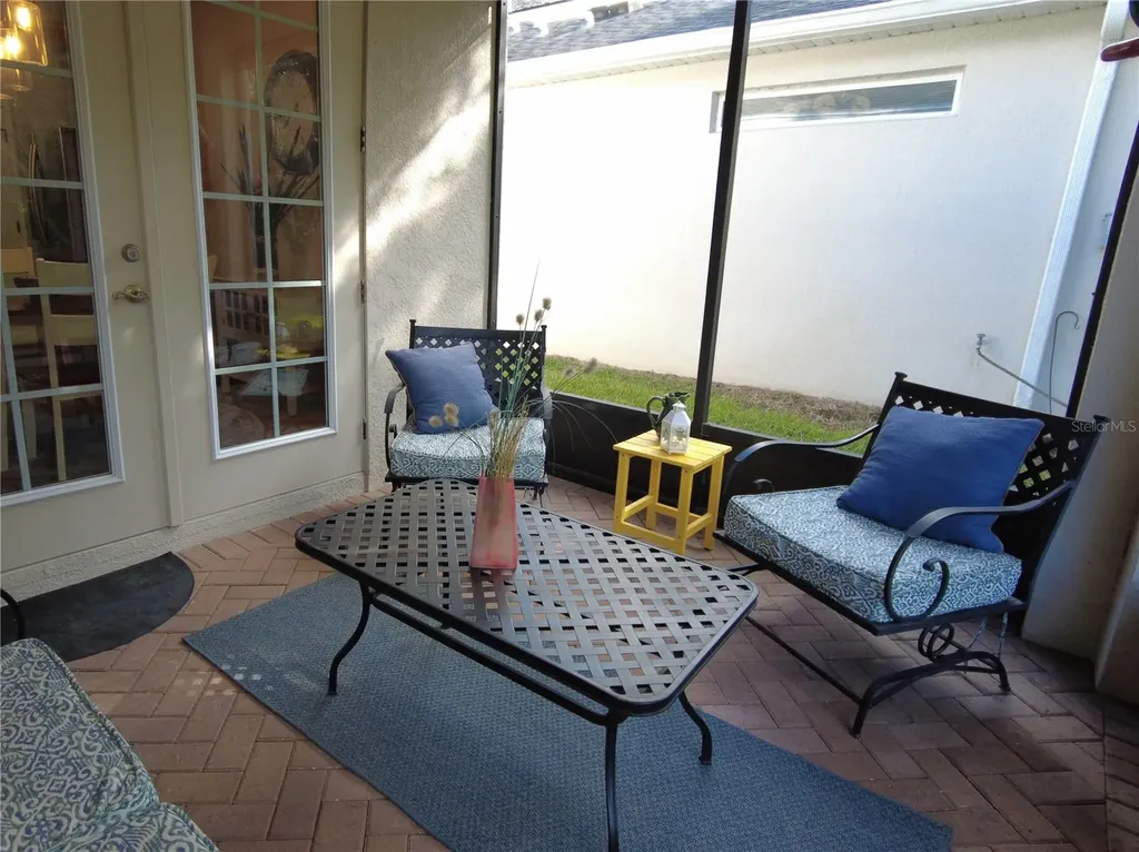 9933 Saunton Drive San Antonio FL 33576