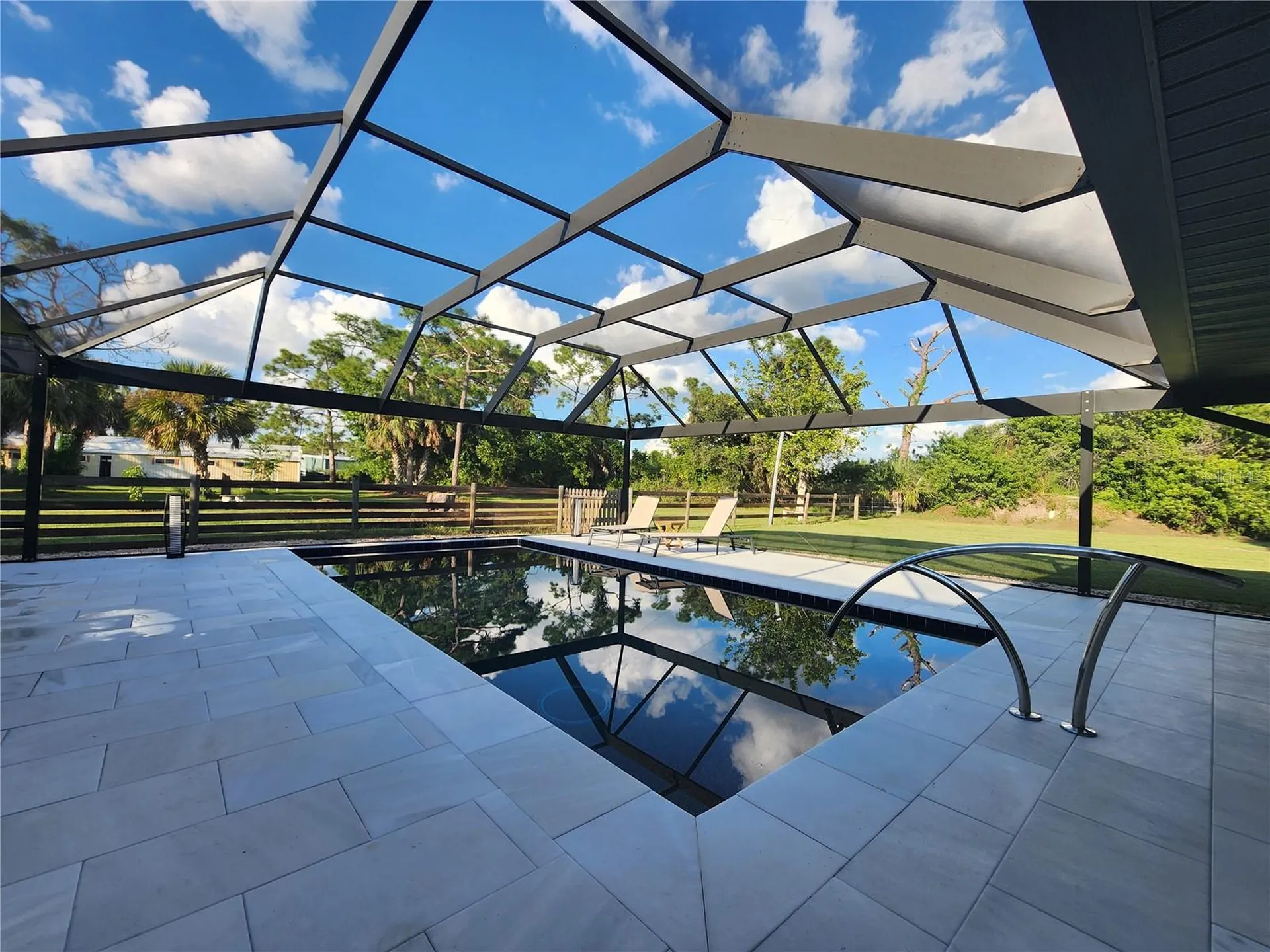 900 Crestwood Road Englewood FL 34223