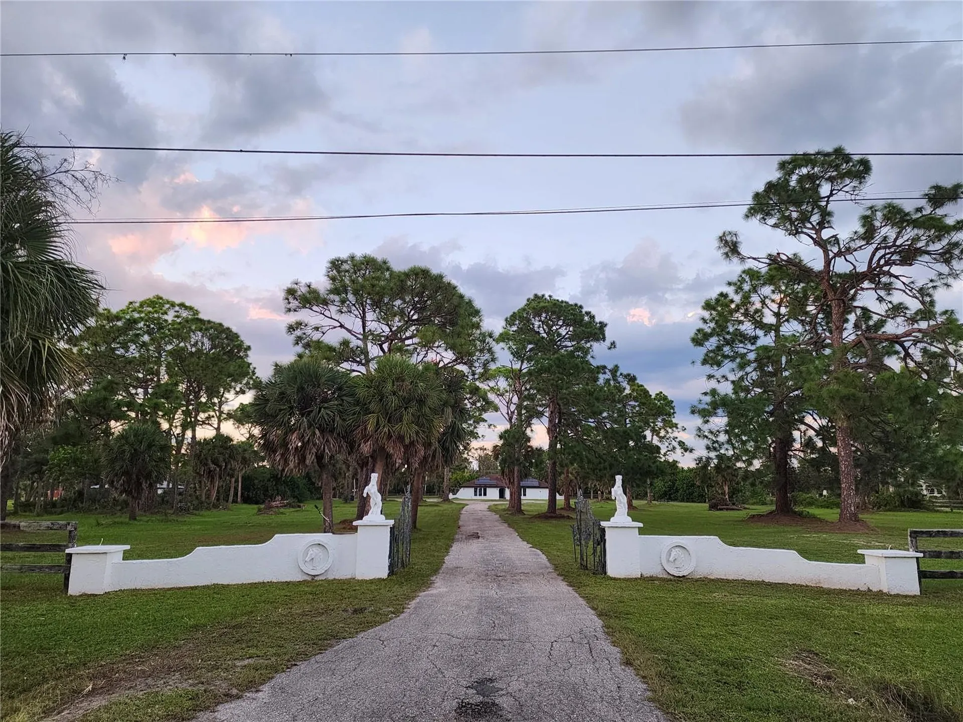 900 Crestwood Road Englewood FL 34223