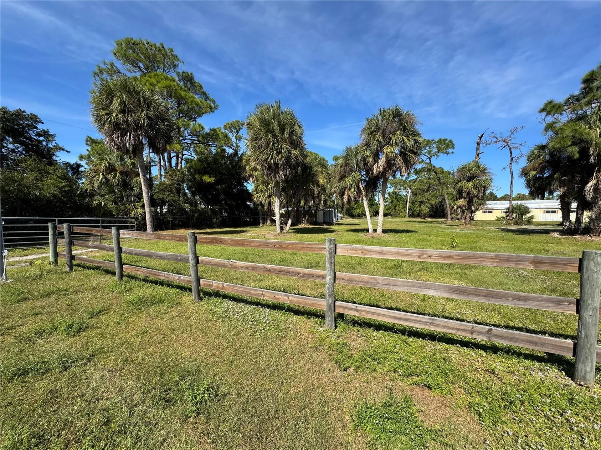 900 Crestwood Road Englewood FL 34223