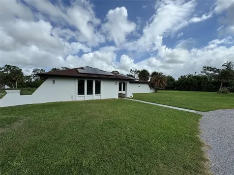 900 Crestwood Road Englewood FL 34223