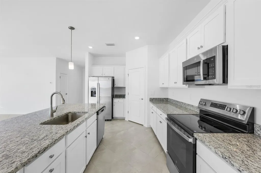 3928 Sweet Alyssum Terrace Alva FL 33920