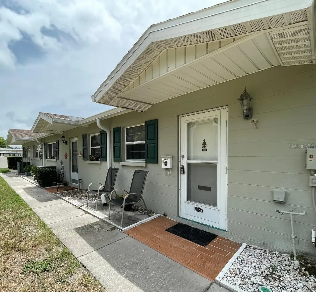 2687 Golf Course Drive Sarasota FL 34234