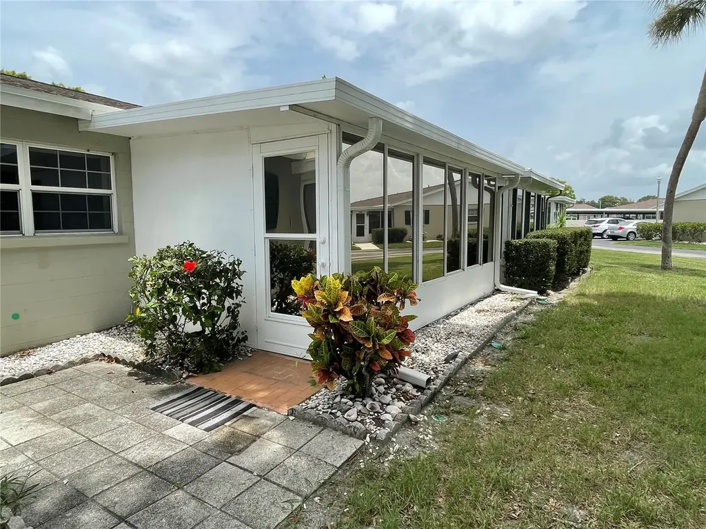 2687 Golf Course Drive Sarasota FL 34234
