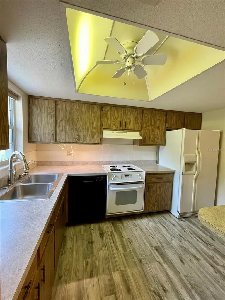 2687 Golf Course Drive Sarasota FL 34234