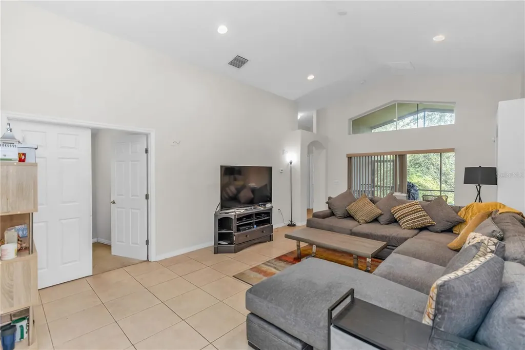 3232 Alling Court Deltona FL 32725