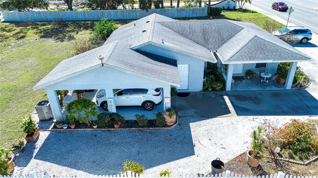 4010 N Lockwood Ridge Road Sarasota FL 34234