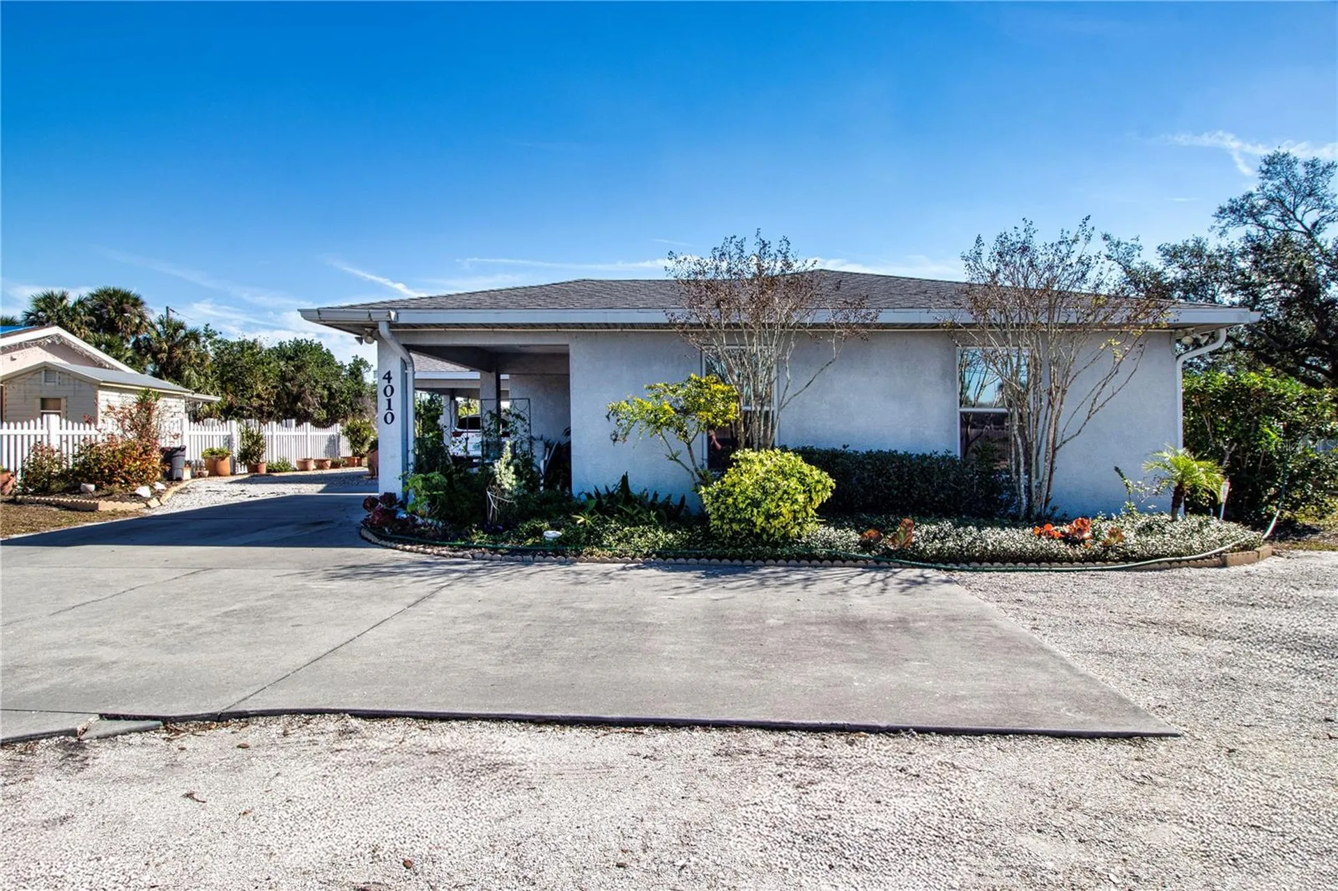 4010 N Lockwood Ridge Road Sarasota FL 34234