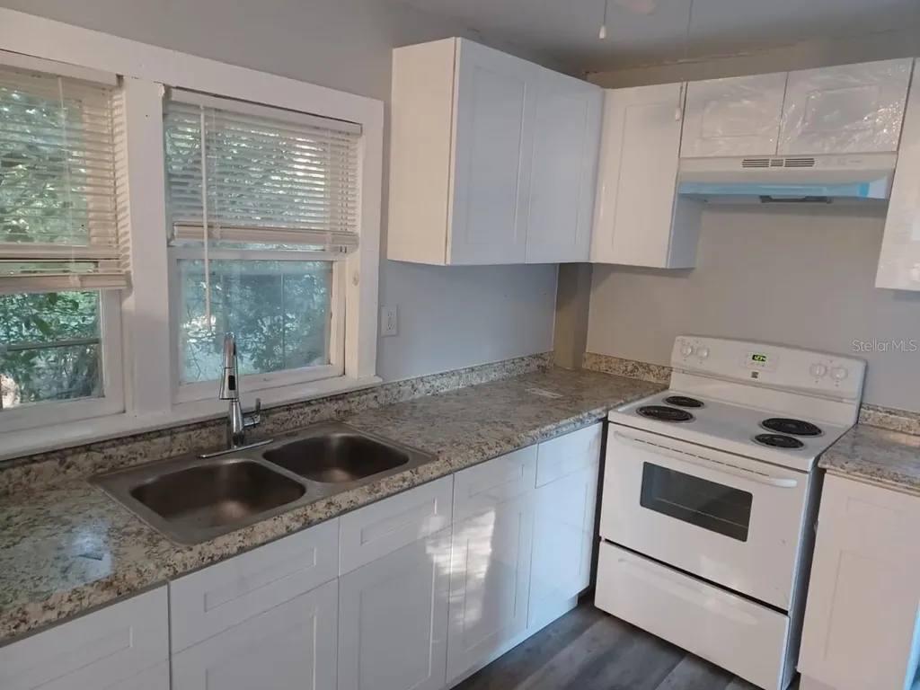 1125 W Olive Street Lakeland FL 33815