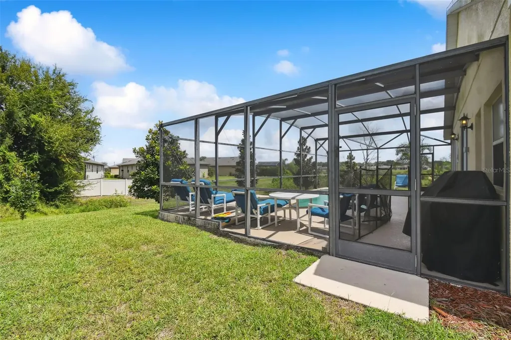 908 Andalusia Loop Davenport FL 33837