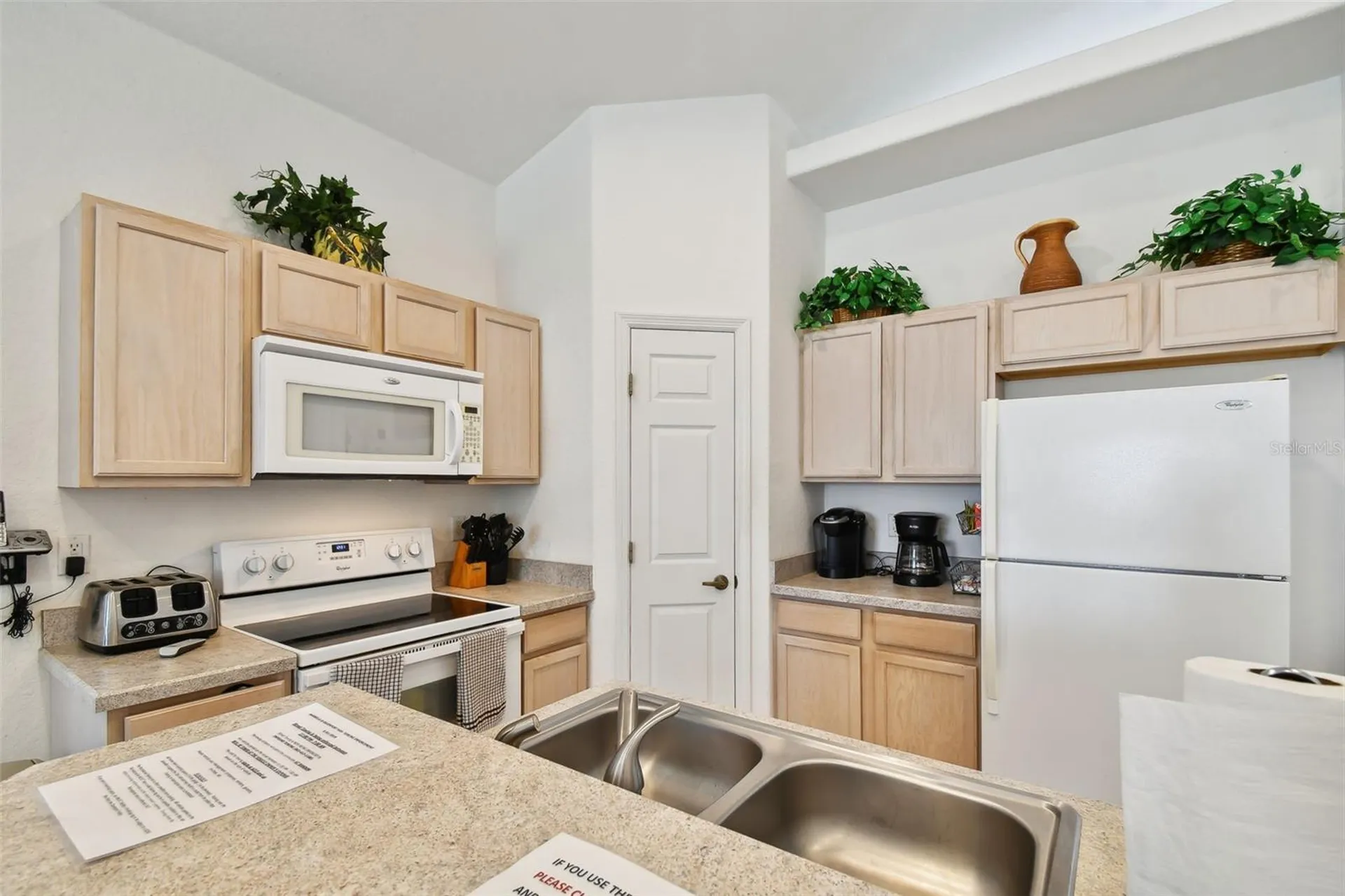 908 Andalusia Loop Davenport FL 33837