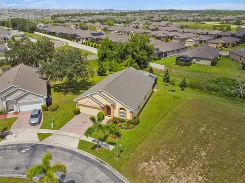 908 Andalusia Loop Davenport FL 33837