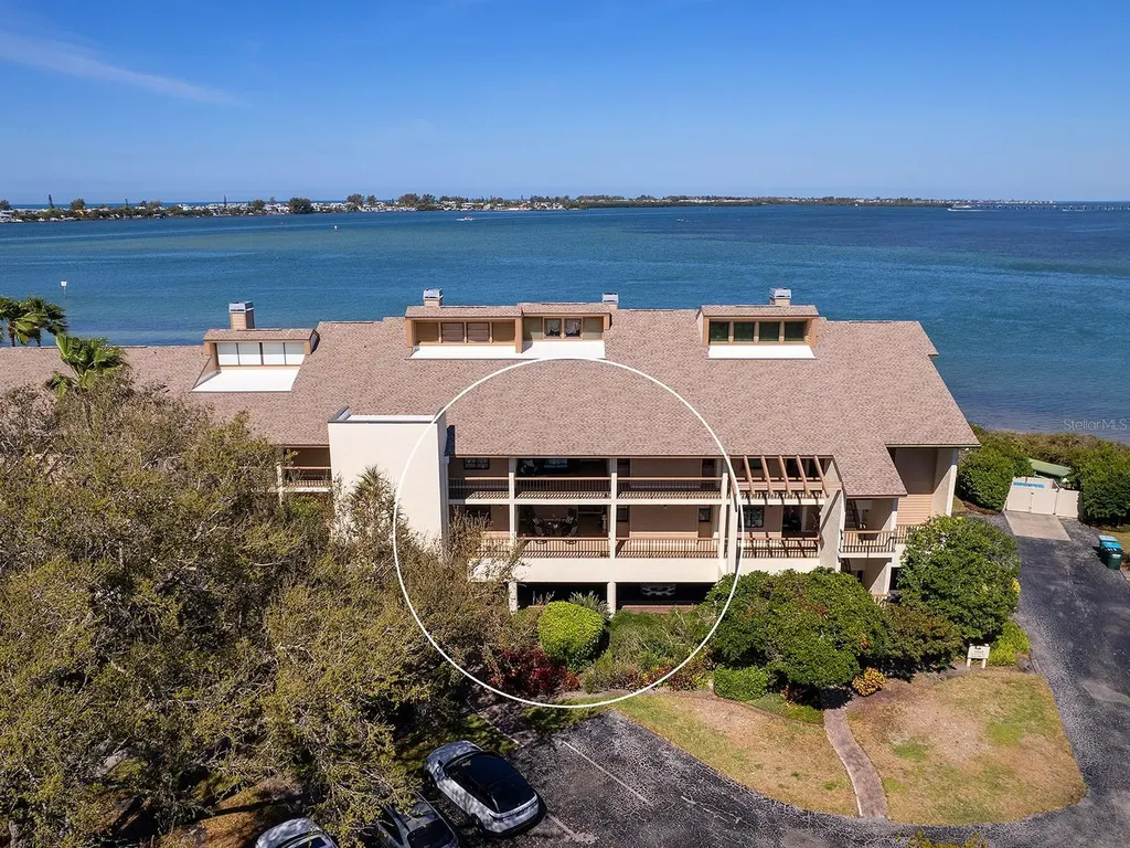 3860 Mariners Way Cortez FL 34215