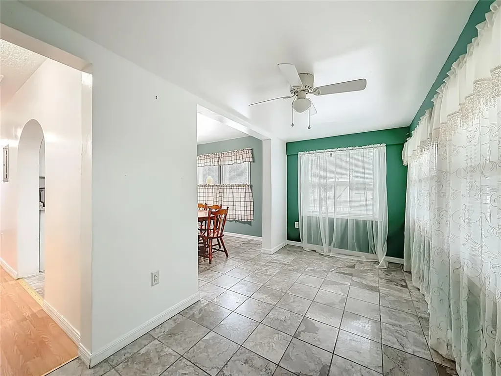 533 S Scenic Highway Lake Wales FL 33853