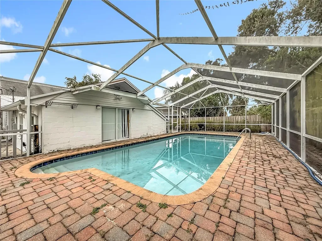 533 S Scenic Highway Lake Wales FL 33853