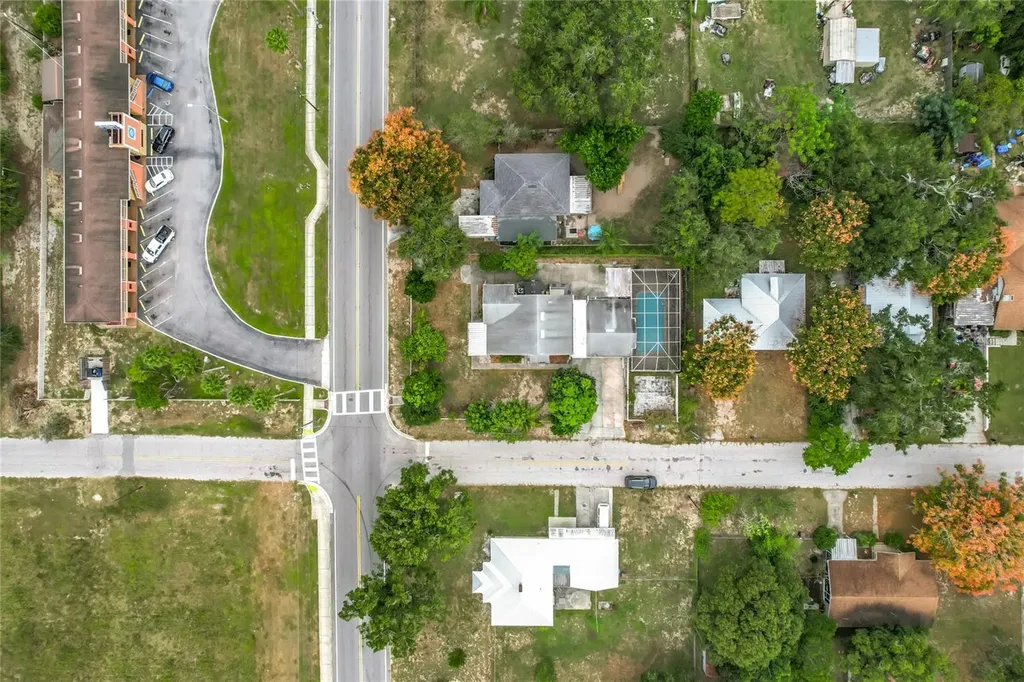533 S Scenic Highway Lake Wales FL 33853