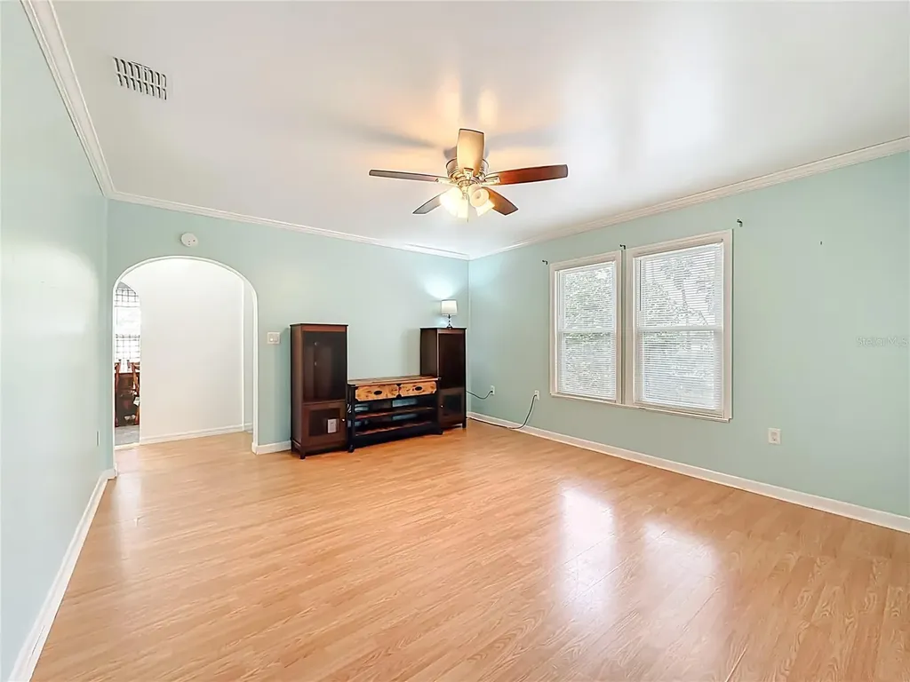 533 S Scenic Highway Lake Wales FL 33853