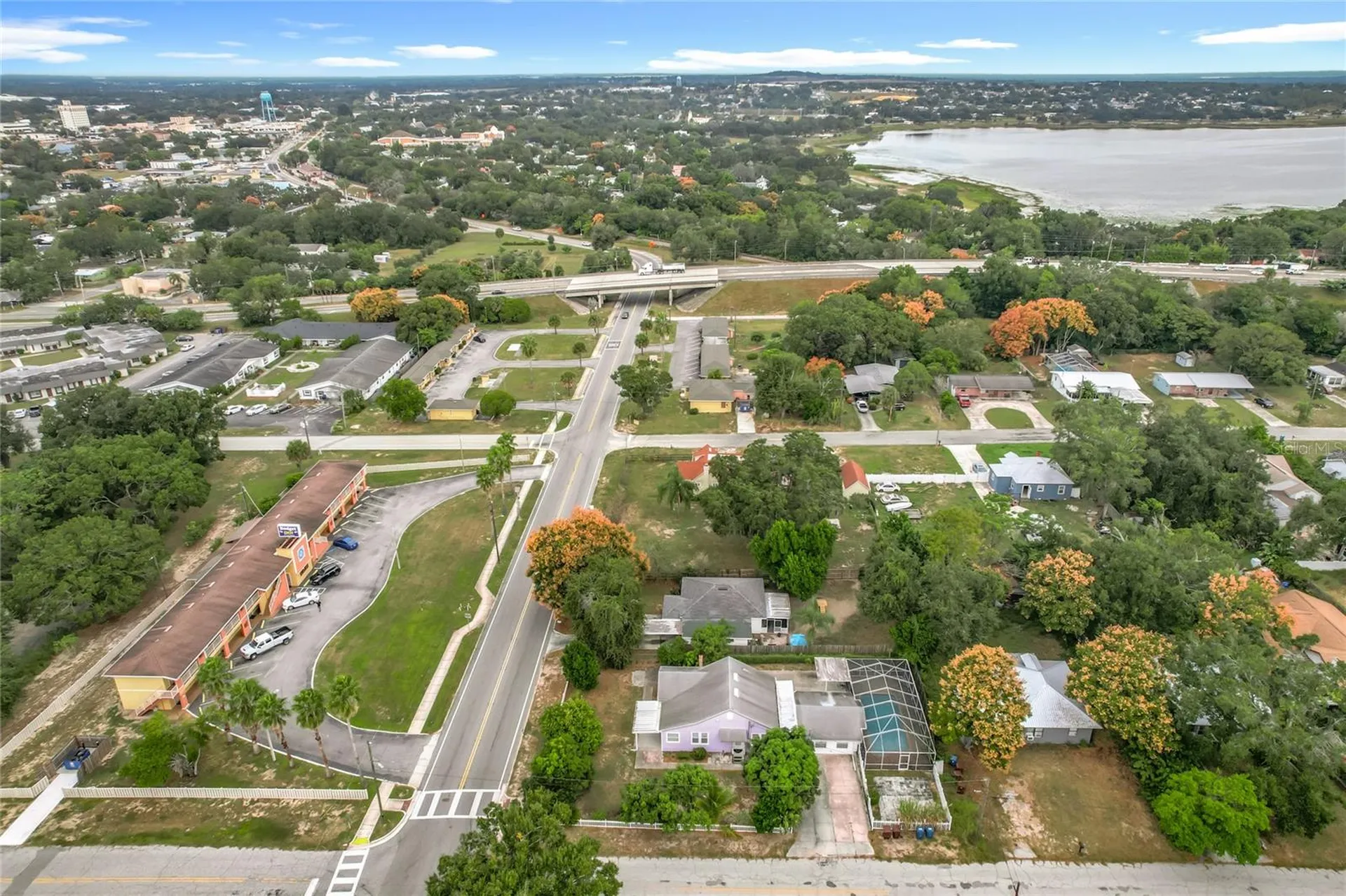 533 S Scenic Highway Lake Wales FL 33853