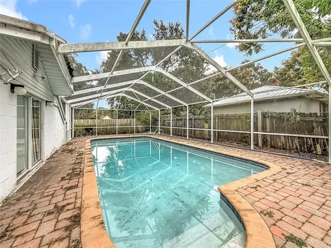533 S Scenic Highway Lake Wales FL 33853