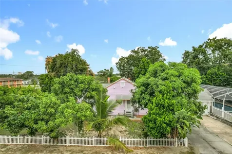 533 S Scenic Highway Lake Wales FL 33853