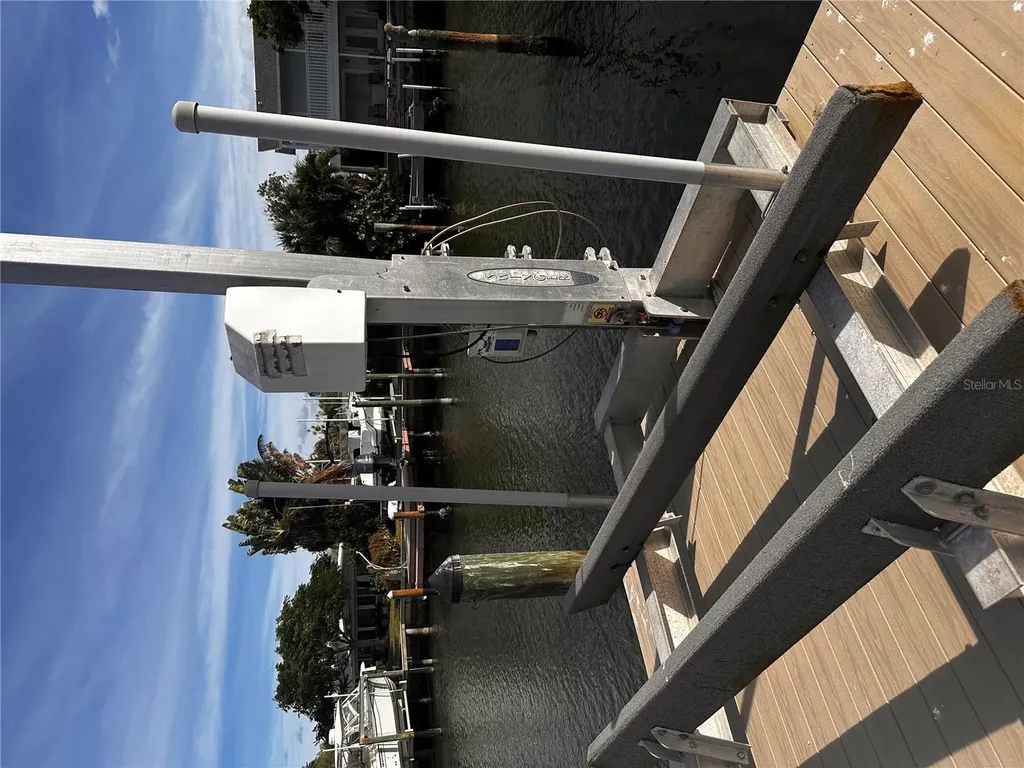 17611 1st Street E Redington Shores FL 33708