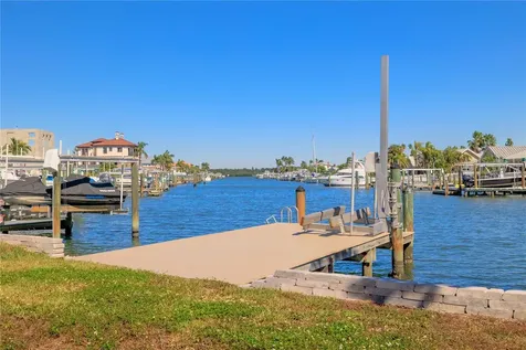 17611 1st Street E Redington Shores FL 33708