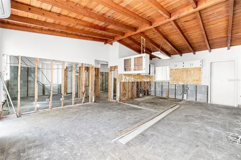17611 1st Street E Redington Shores FL 33708